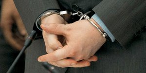 Δεν πληρώνει κανείς -Οκτώ συλλήψεις την ημέρα για χρέη στο Δημόσιο