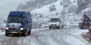Χιόνια και στα βόρεια της Αττικής την Τρίτη προβλέπουν οι μετεωρολόγοι