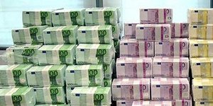 Το ΣΔΟΕ φακελώνει τους καταθέτες