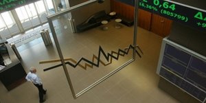 Με απώλειες άνω του 3% έκλεισε το Χρηματιστήριο