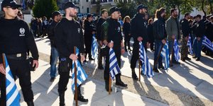 Ανησυχητική έρευνα: Γιατί οι νεαροί ψηφοφόροι ταυτίζονται με την ιδεολογία της Χ