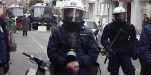 Αγριο ξύλο στο Βόλο ανάμεσα σε αντιεξουσιαστές και μέλη της Χρυσής Αυγής