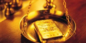 Ξέπλυμα μαύρου χρήματος μέσα από ανταλλακτήρια χρυσού και ενεχυροδανειστήρια