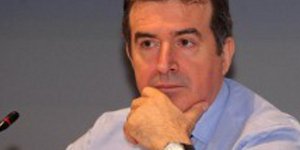 Χρυσοχοΐδης: Παραμένω ΠΑΣΟΚ και δεν τίθεται θέμα να πάω στη ΝΔ