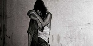 Απίστευτα στοιχεία στη Βουλή: 14χρονα παίρνουν ναρκωτικά από υγρά μπαταρίας
