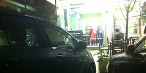 Ξύλο ανάμεσα σε αντιεξουσιαστές και χρυσαυγίτη στην Πάτρα