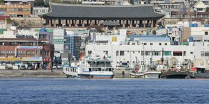 Στο λιμάνι της Γεοσού κατασχέθηκε το πλοίο (Φωτογραφία αρχείου: AP/ Lee Jin-man)