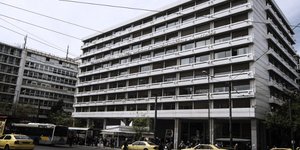 Στο ΥΠΟΙΚ έβαλαν μονωτικό υλικό από κάνναβη/ Φωτογραφία: EUROKINISSI- ΣΩΤΗΡΗΣ ΔΗΜΗΤΡΟΠΟΥΛΟΣ