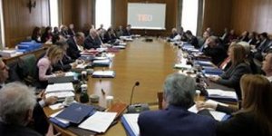 Φήμες της τελευταίας στιγμής για μικρή και ευέλικτη κυβέρνηση