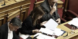 Τηλεδιάσκεψη με τους δανειστές είχαν υπουργοί (Φωτογραφία: EUROKINISSI/ΓΙΩΡΓΟΣ ΚΟΝΤΑΡΙΝΗΣ)
