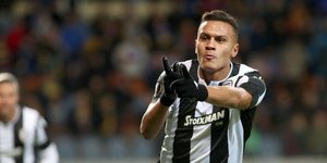 Ο Ζαμπά σκόραρε 2 γκολ απόψε /Φωτογραφία: EUROKINISSI