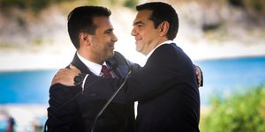 Ζάεφ και Τσίπρας στις Πρέσπες / Φωτογραφία: Eurokinissi