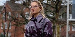 Μοντέλο ποζάρει στο φακό/ Φωτογραφία: Shutterstock/ Mauro Del Signore