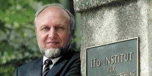 Ζιν: Αποχώρηση