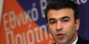 Ζώης: Τα ίδια με Παπανδρέου και Παπαδήμο κάνει ο Σαμαράς