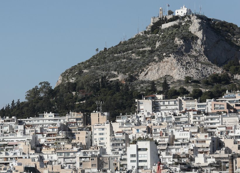 Θρίλερ στον Λυκαβηττό: Εντοπίστηκε σορός σε σπηλιά κοντά στους Αγίους Ισιδώρους