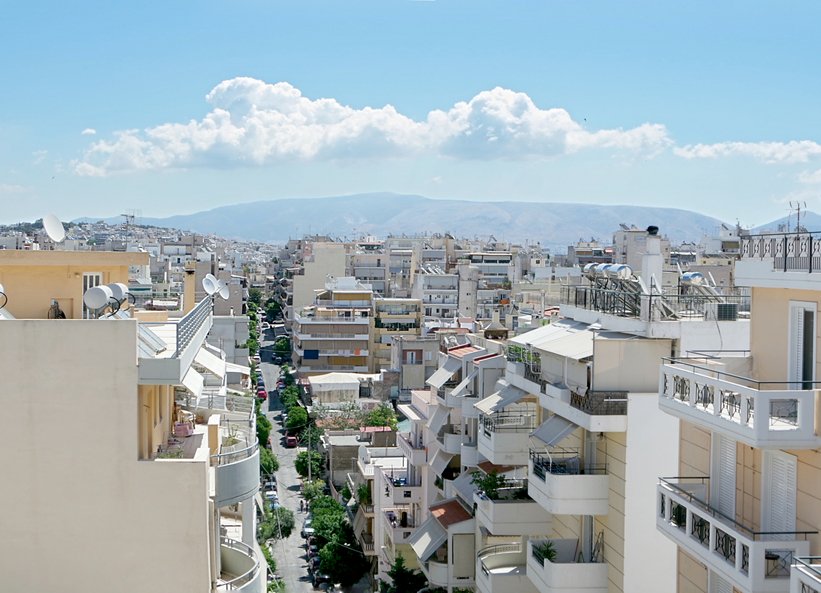 ΣτΕ: Μπλόκο στο Δημόσιο για κατασχέσεις πρώτης κατοικίας χωρίς έλεγχο για άλλα περιουσιακά στοιχεία του οφειλέτη