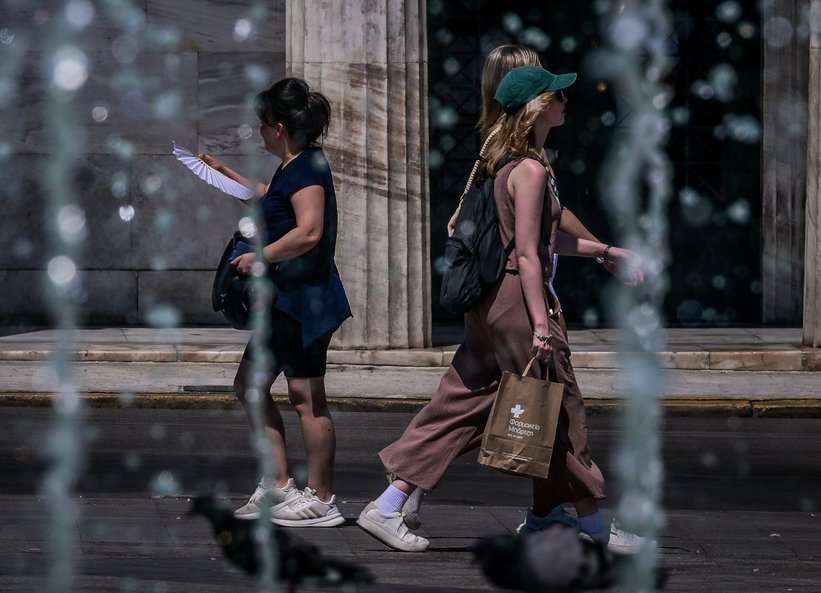 Τα νέα δεδομένα για τον καύσωνα: Υψηλές θερμοκρασίες για 6-7 ημέρες, ποιες περιοχές θα θυμίζουν καμίνι