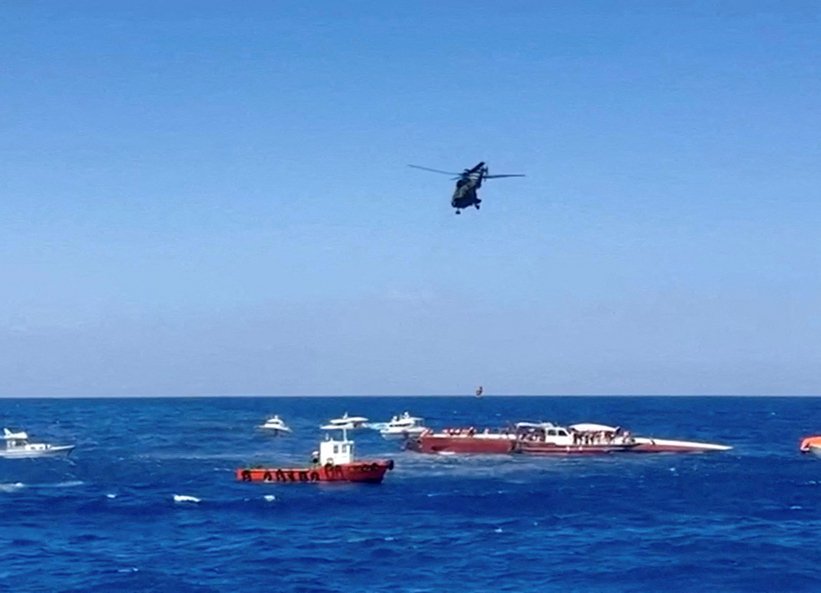 Ναυάγιο στα ανοιχτά της κατεχόμενης Κερύνειας: Όσα περιγράφει ο πρώτος που βρέθηκε κοντά στο καταμαράν, μας φώναζαν «σώσε μας»