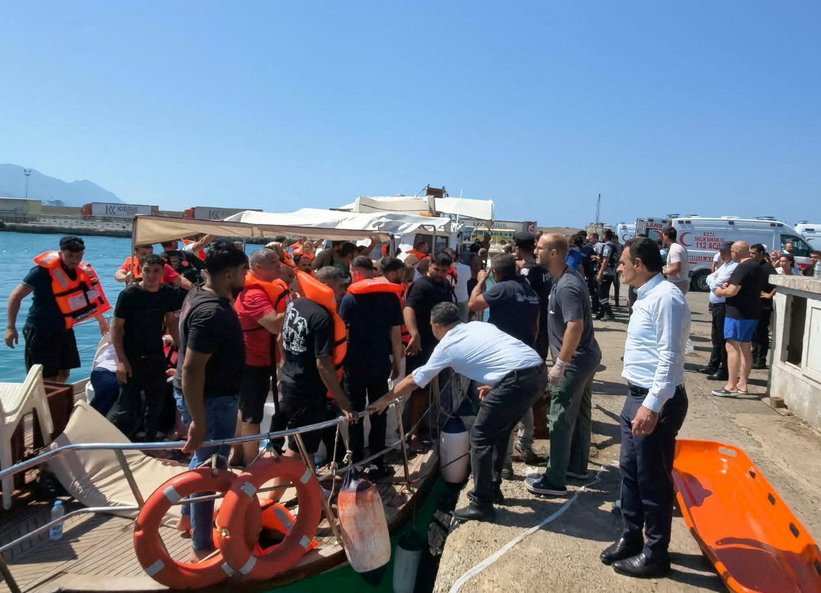 Τραγωδία στα ανοικτά των Κατεχομένων: Τουλάχιστον 6 νεκροί μετά τη βύθιση επιβατικού σκάφους -Διασώθηκαν 172