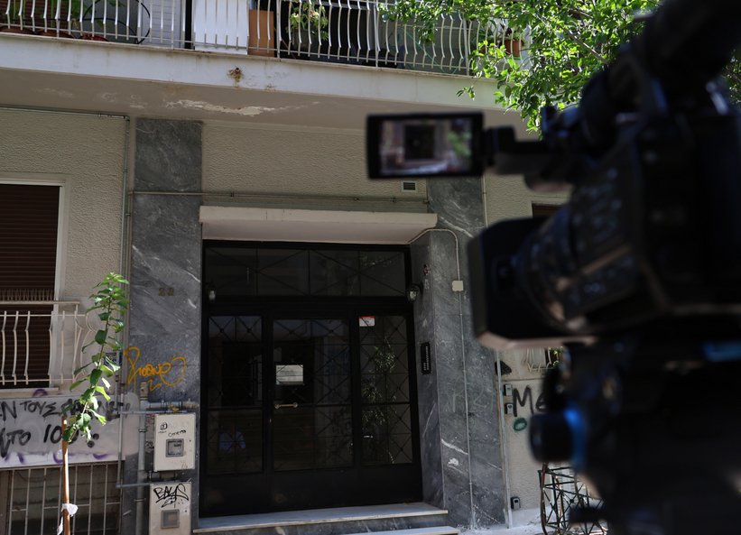Θρίλερ στην Κυψέλη: Νέες έρευνες στο διαμέρισμα -Σοκ με το κατεψυγμένο βρέφος, η νεκροτομή θα δώσει απαντήσεις