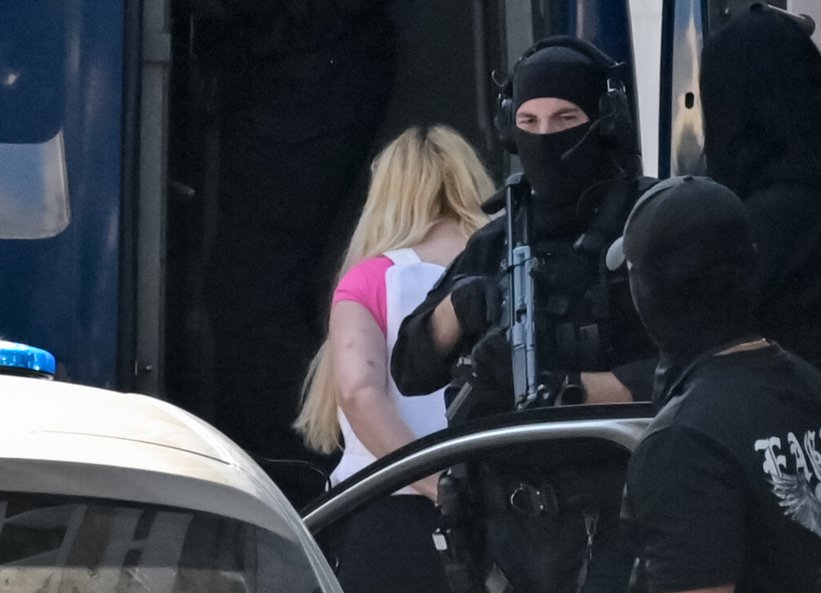 Marfin: Το σκεπτικό της απόφασης προφυλάκισης της 46χρονης -«Είναι ιδιαιτέρως επικίνδυνη»