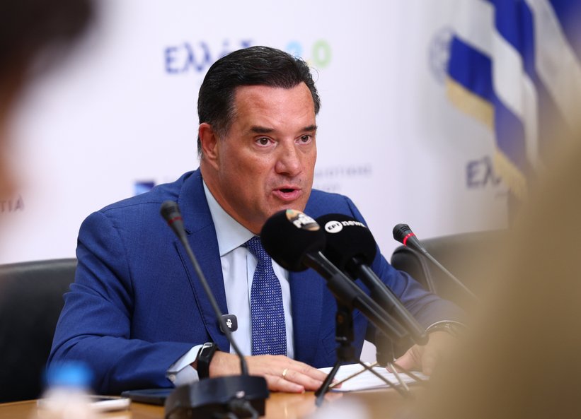Γεωργιάδης για Medwatch: Στο μικροσκόπιο οδοντιατρεία για... μπότοξ και ιατρεία για βλαστοκύττταρα -Τι είπε για Πατούλη, Καρυστιανού