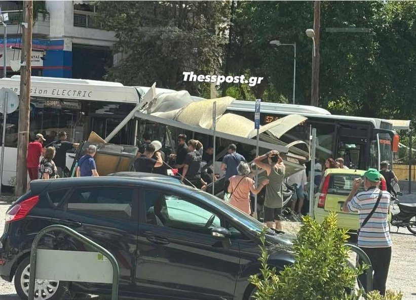 Πώς έγινε το ατύχημα με το λεωφορείο στη Θεσσαλονίκη: «Έπεσε η στάση πάνω στην κοπέλα» περιγράφει μάρτυρας -4 τραυματίες, στο χειρουργείο 21χρονη