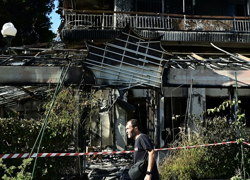 Κατεπείγουσα αυτοψία και έλεγχος στατικής επάρκειας για την πολυκατοικία στη Νέα Ιωνία που κάηκε χθες -Η φωτιά την κατέκαψε, μεγάλες οι ζημιές