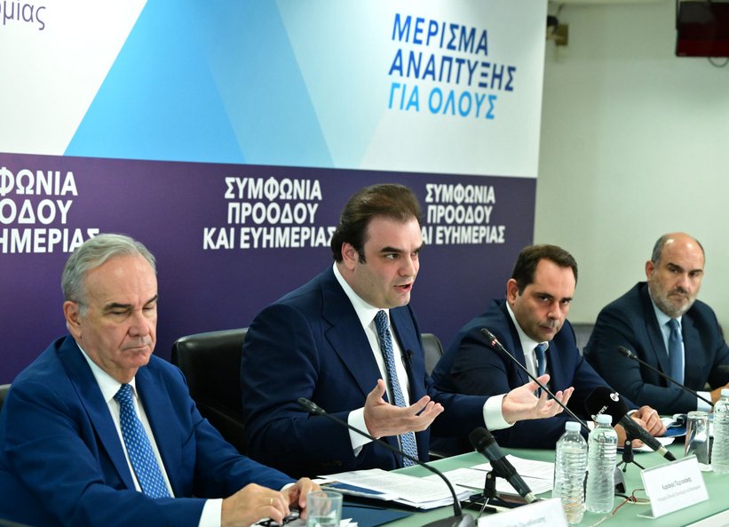 Παραδείγματα για τα μέτρα της ΔΕΘ: Τι κερδίζουν συνταξιούχοι, δημόσιοι υπάλληλοι, μισθωτοί -Οι μειώσεις φόρου για ελεύθερους επαγγελματίες