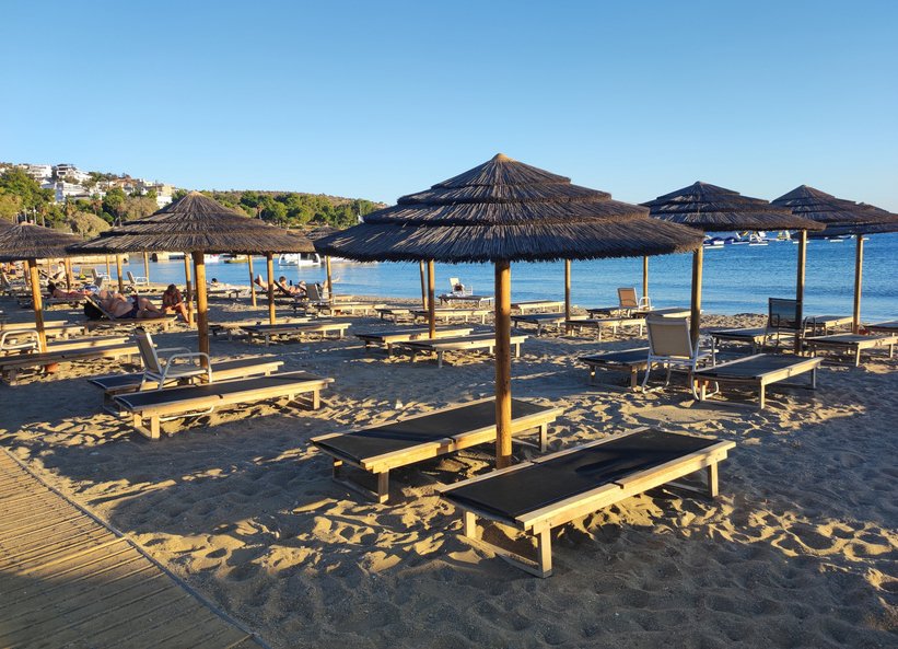 Βουλιαγμένη: Πώς από έναν καβγά για μια ξαπλώστρα έχασε τη ζωή του ο 82χρονος