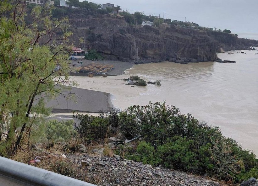 «Τέτοιες ποσότητες νερού δεν τις έχουμε ξαναδεί»: Απεγκλωβισμοί και προβλήματα στο Λασίθι από την κακοκαιρία