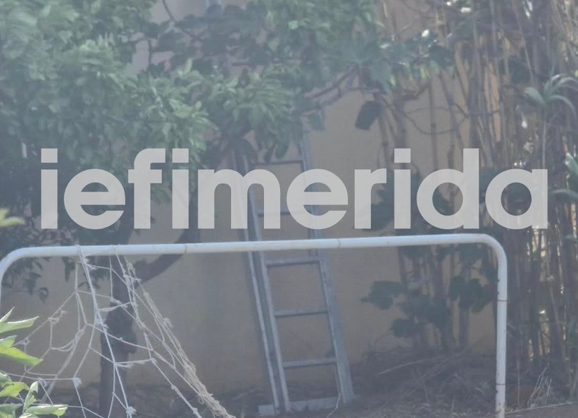 «Θα σου λιώσω το κεφάλι» φώναζε ο δράστης στο Λαύριο στην 32χρονη -Σκαρφάλωσε με σκάλα, έσπασε την τζαμαρία, την κυνήγησε για να τη μαχαιρώσει