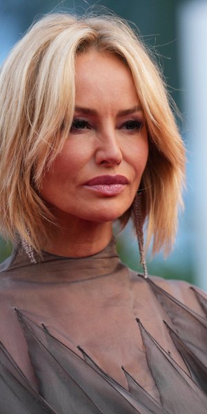 Αυτό είναι το μόνο άρωμα που φορά η Αντριάνα Σκλεναρίκοβα από τότε που έγινε μητέρα