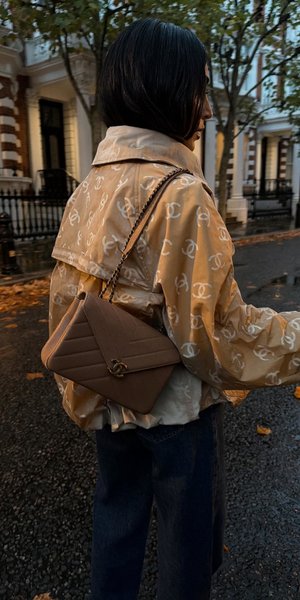 Το trench-coat του οίκου Chanel 