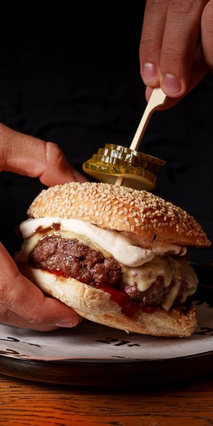 5 νέα στέκια στην πόλη: Εκεί όπου τρώει και πίνει η Αθήνα αυτές τις μέρες