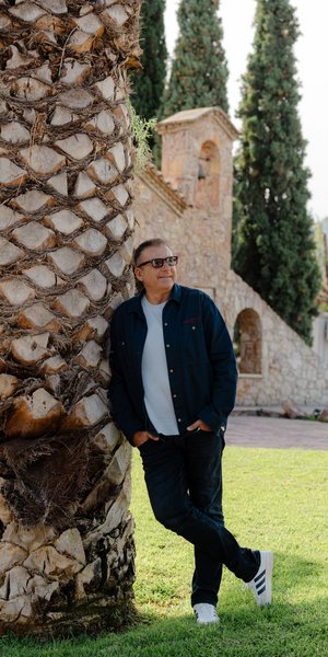 Γιώργος Λιάγκας: «Παράσημό μου όταν λένε ότι είμαι καλός πατέρας, μετά καλός καπετάνιος και στο τέλος παρουσιαστής»