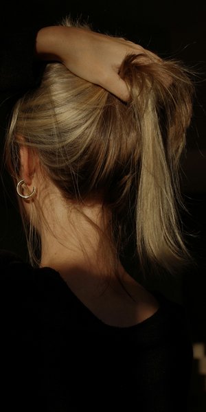 Αξεσουάρ μαλλιών