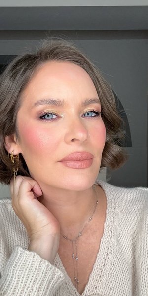 Ανίτα Μπραντ