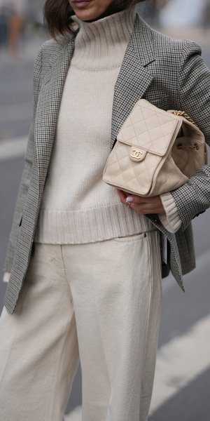 Πώς γίνεται το μπεζ σακάκι χειμωνιάτικο -Οι συμβουλές της Style Expert