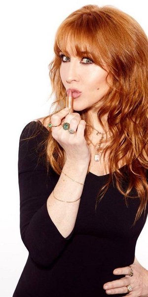 Πώς η Charlotte Tilbury «έχτισε» τη δική της beauty αυτοκρατορία