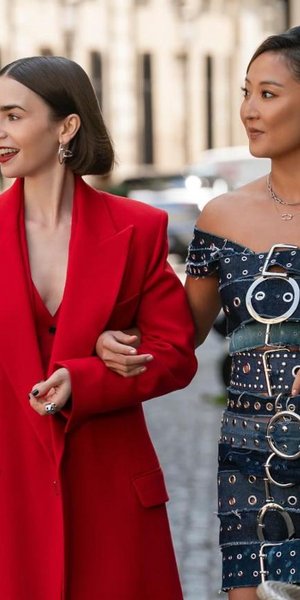 Στα γυρίσματα της σειράς Emily In Paris