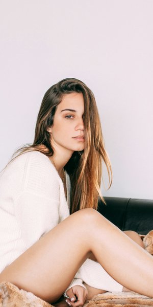 Κοιμάσαι πάνω από 8 ώρες αλλά δείχνεις κουρασμένη; Οι ειδικοί εξηγούν γιατί