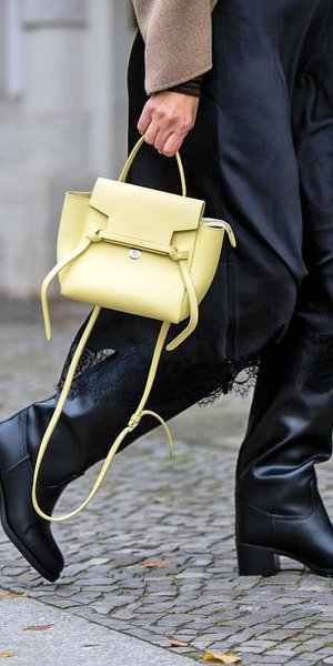 μαύρη σατέν φούστα