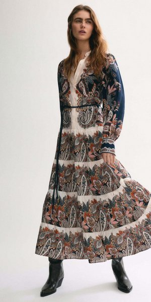 Το κομψό φόρεμα από τα Η&Μ που μοιάζει να βγήκε από γαλλική μπουτίκ -Τέλειο για όλη μέρα