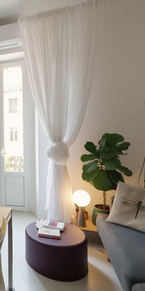 Smart living: Πώς δύο γραφίστες μετέτρεψαν έναν χώρο 45 τ.μ. σε σπίτι τους -Η έξυπνη ανακαίνιση