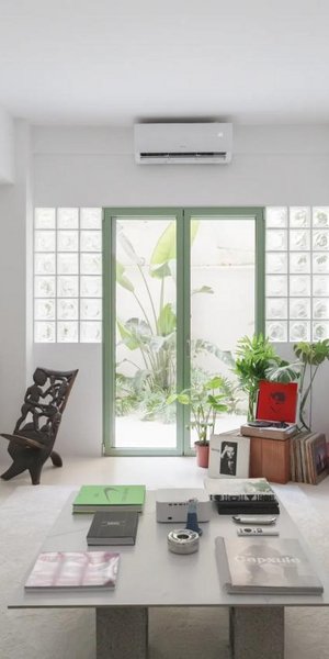 Ένα στιλάτο διαμέρισμα στα Εξάρχεια/ Φωτογραφία: Lea Martin Abazoglou