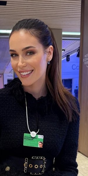 O ﻿Έρικ Σμιντ και η Γκλόρια-Σόφι Μπουρκάντ