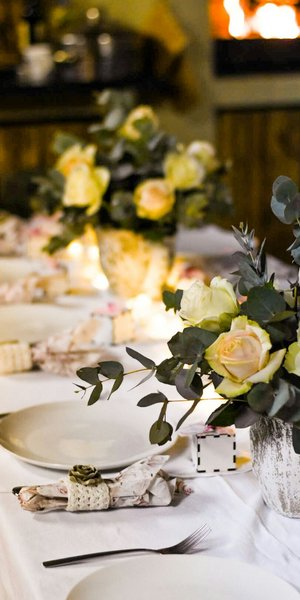 Αντίο τραπεζομάντηλα και σουπλά: Αυτό το μίνιμαλ αξεσουάρ κατακτά τα τραπέζια το 2026