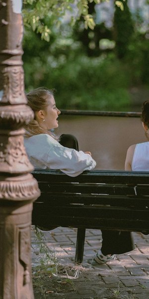 γυναίκες μιλούν